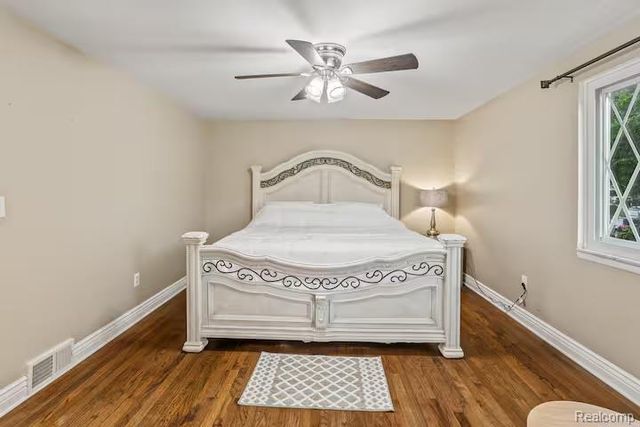 11261 Alger Street, Warren, MI 48093