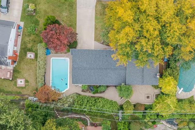 11261 Alger Street, Warren, MI 48093