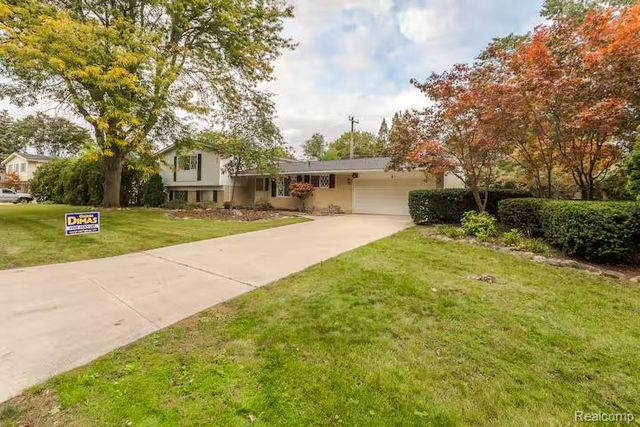 11261 Alger Street, Warren, MI 48093