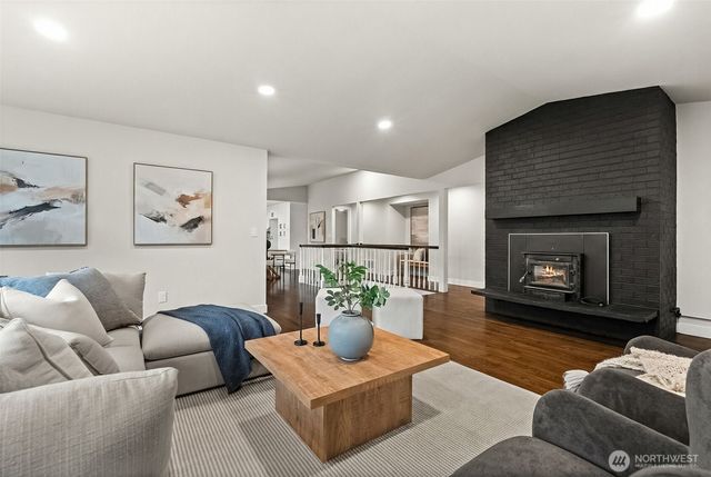 7408 Rosedale Street NW, Gig Harbor, WA 98335