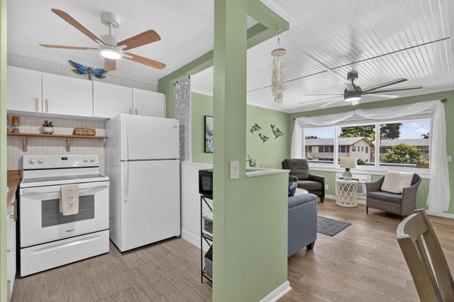 62 Sussex C, West Palm Beach, FL 33417