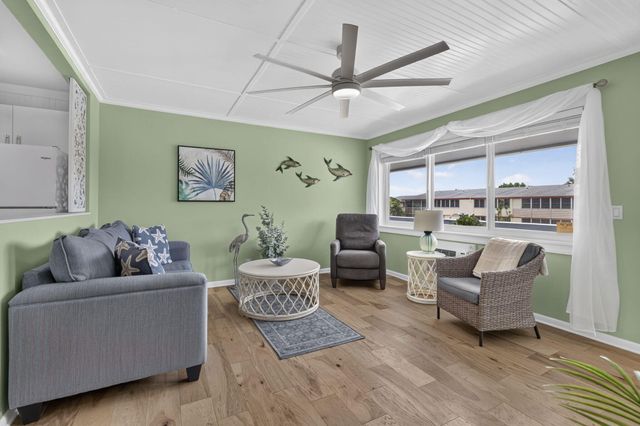 62 Sussex C, West Palm Beach, FL 33417