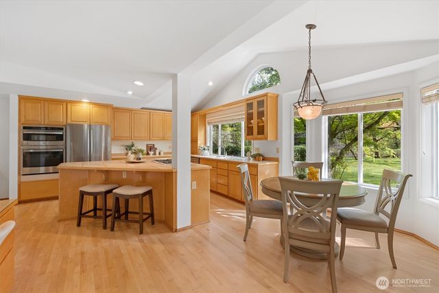 24309 SE 25th Street, Sammamish, WA 98075