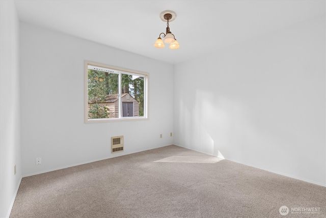 24309 SE 25th Street, Sammamish, WA 98075