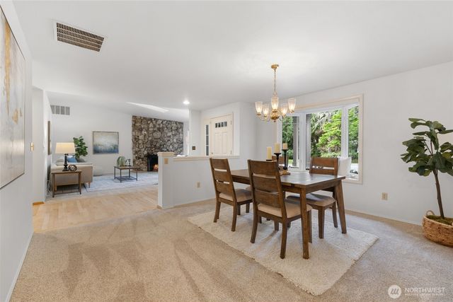 24309 SE 25th Street, Sammamish, WA 98075