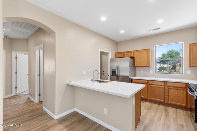 16841 W COTTONWOOD Street, Surprise, AZ 85388