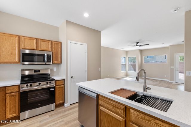 16841 W COTTONWOOD Street, Surprise, AZ 85388