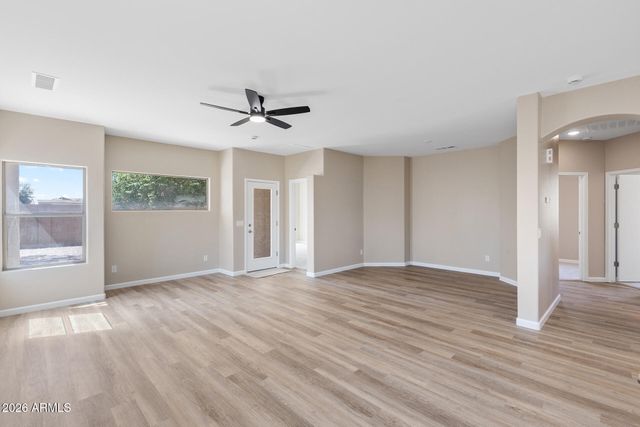 16841 W COTTONWOOD Street, Surprise, AZ 85388