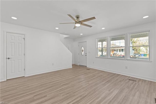 1120 30th ST, Newport News, VA 23607