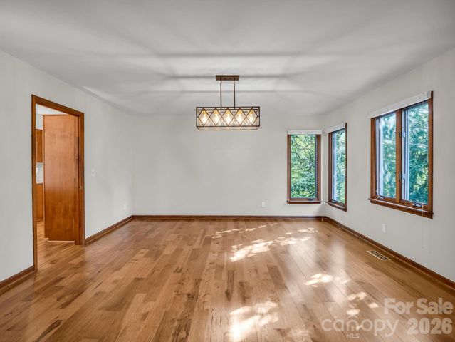 119 Rome Court, Lake Lure, NC 28746