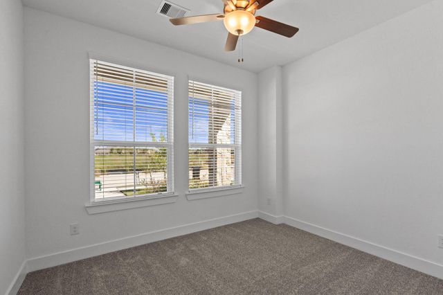 5250 Big Dipper Drive, Iowa Colony, TX 77583