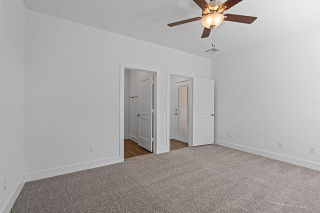 5250 Big Dipper Drive, Iowa Colony, TX 77583