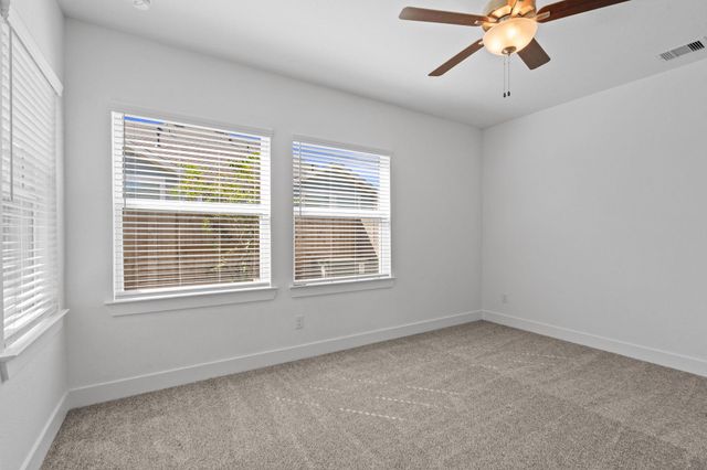 5250 Big Dipper Drive, Iowa Colony, TX 77583