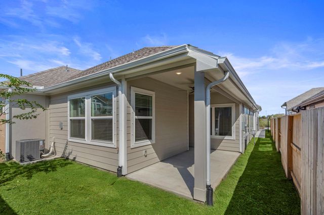 5250 Big Dipper Drive, Iowa Colony, TX 77583