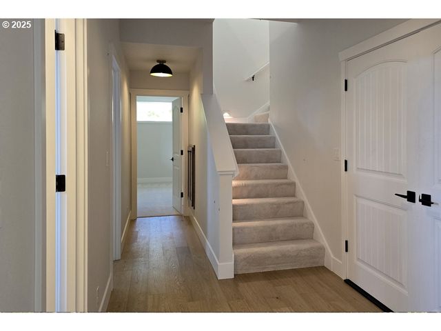 3442 RIVER HEIGHTS Dr, Springfield, OR 97477