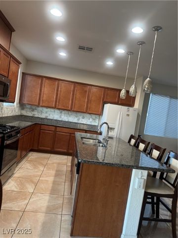 6860 Upland Heights Avenue, Las Vegas, NV 89142