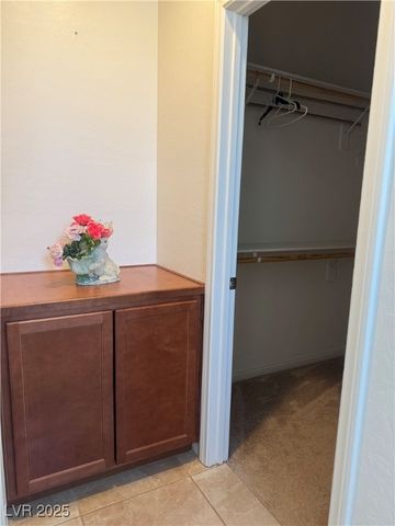 6860 Upland Heights Avenue, Las Vegas, NV 89142