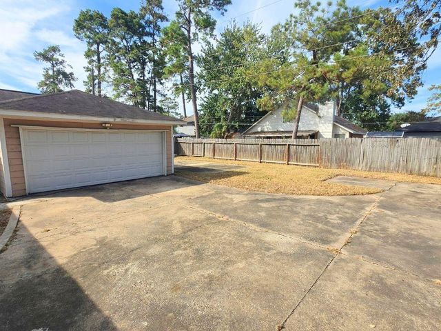 17602 Favor Bend Drive, Humble, TX 77396