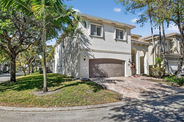 1007 Center Stone Lane, Riviera Beach, FL 33404