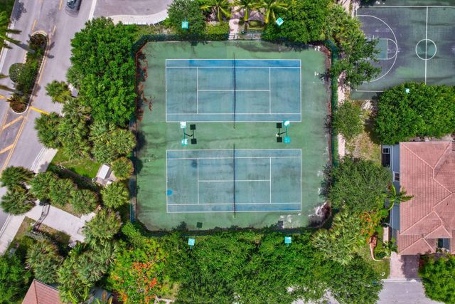 1007 Center Stone Lane, Riviera Beach, FL 33404