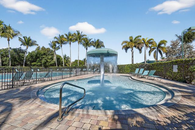 1007 Center Stone Lane, Riviera Beach, FL 33404