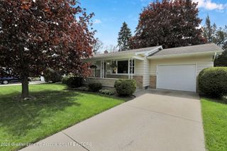 3417 Snowglen Lane, Lansing, MI 48917