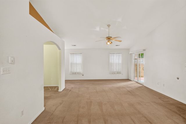 7508 Via Serenita SW, Albuquerque, NM 87121