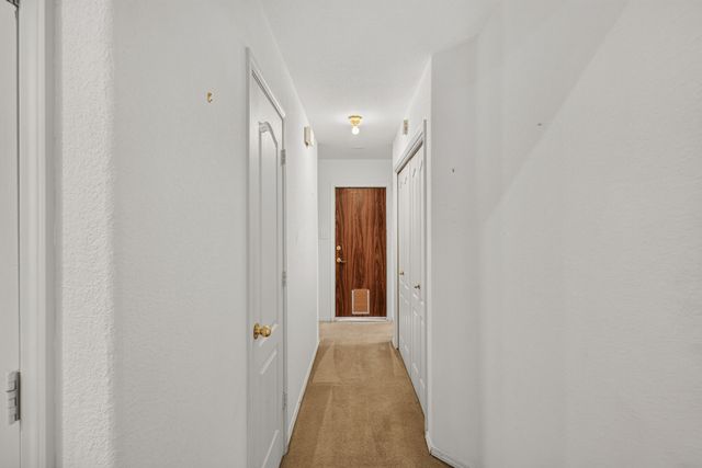 7508 Via Serenita SW, Albuquerque, NM 87121