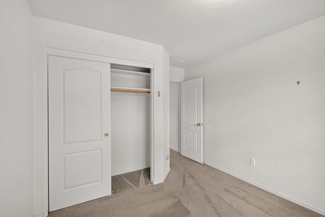 7508 Via Serenita SW, Albuquerque, NM 87121