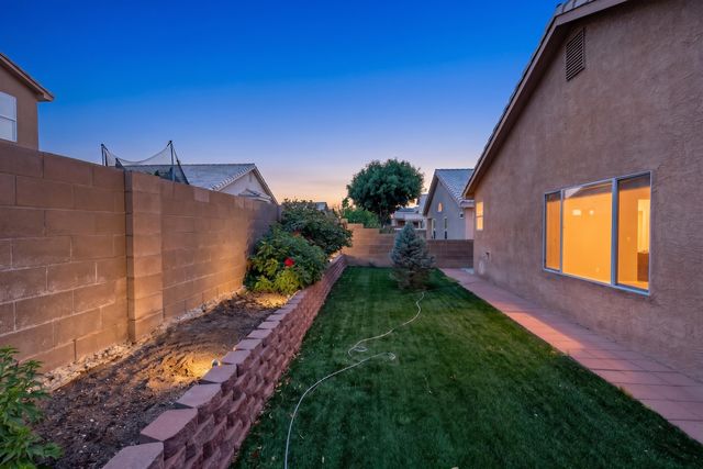 7508 Via Serenita SW, Albuquerque, NM 87121