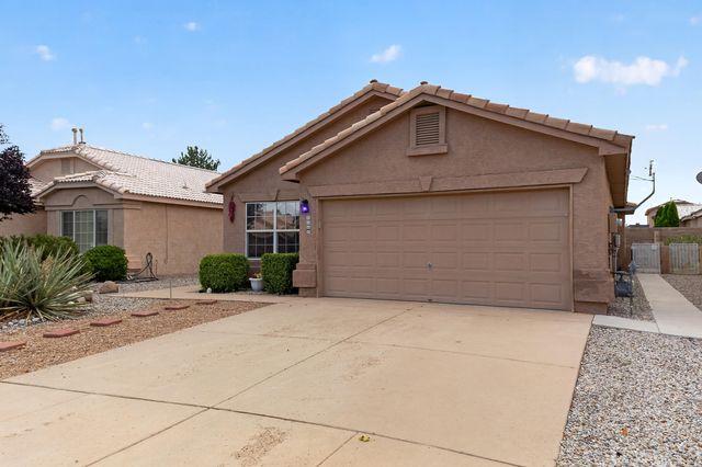 7508 Via Serenita SW, Albuquerque, NM 87121