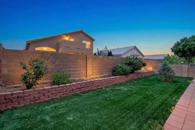 7508 Via Serenita SW, Albuquerque, NM 87121