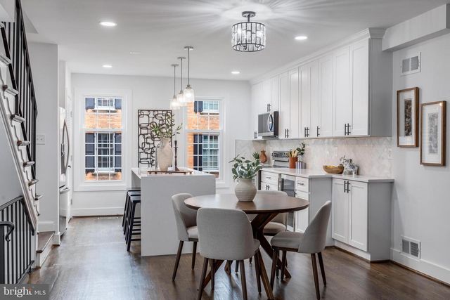 2535 QUEEN ANNES LN NW, Washington, DC 20037
