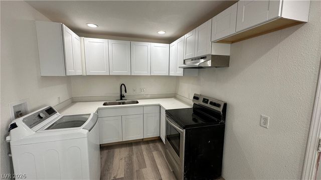 3462 Huerta Drive, Las Vegas, NV 89121