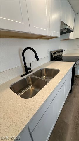 3462 Huerta Drive, Las Vegas, NV 89121