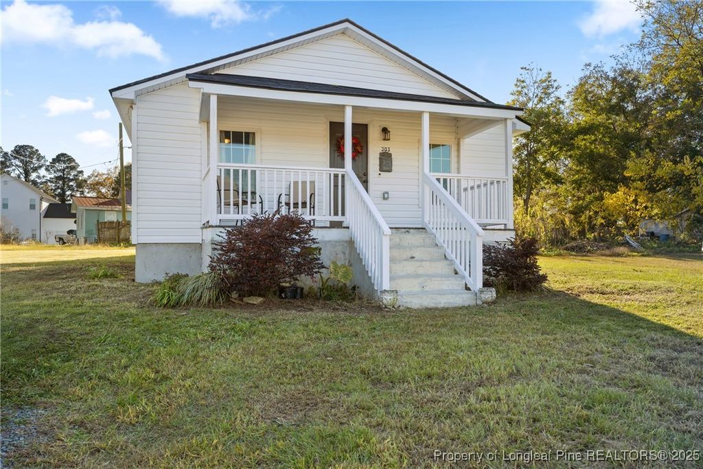 303 W Martin Street, Benson, NC 27504