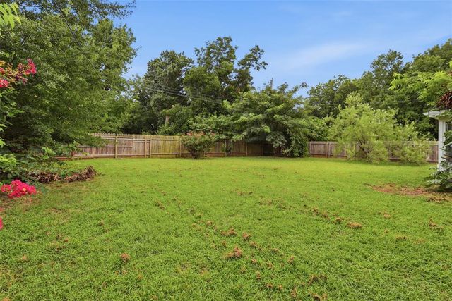2311 W 10th Avenue, Stillwater, OK 74074