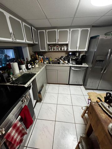 329 SE 3rd Street 105r, Hallandale Beach, FL 33009