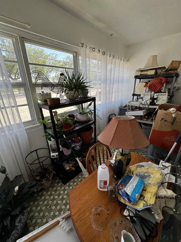 329 SE 3rd Street 105r, Hallandale Beach, FL 33009