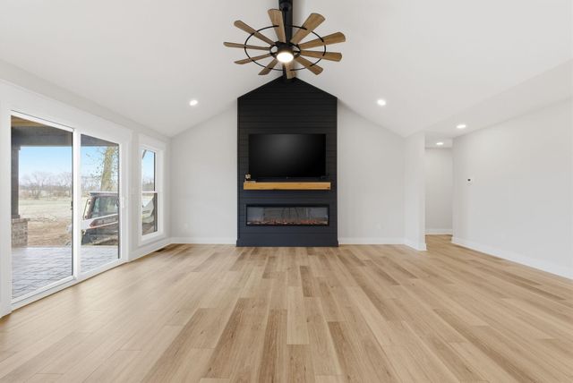 83 Clements Drive, Danville, KY 40422