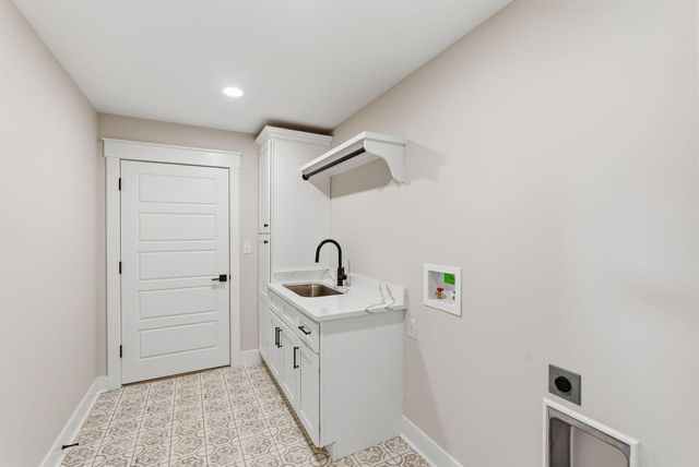 83 Clements Drive, Danville, KY 40422