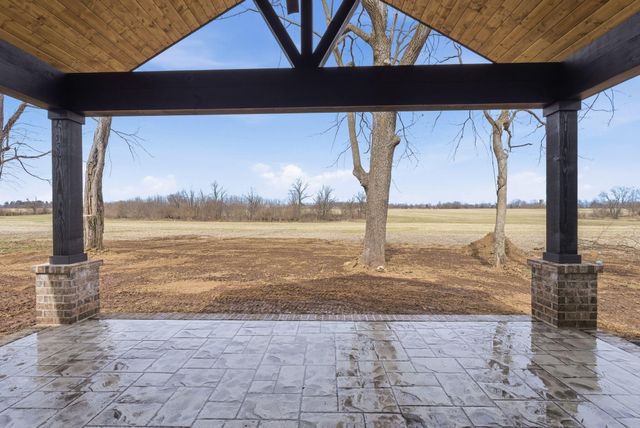 83 Clements Drive, Danville, KY 40422