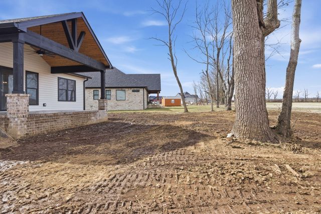 83 Clements Drive, Danville, KY 40422