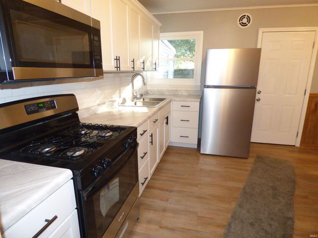 210 Home Avenue, Elkhart, IN 46516