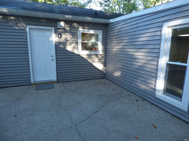 210 Home Avenue, Elkhart, IN 46516