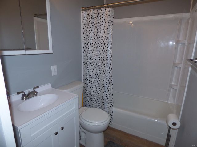 210 Home Avenue, Elkhart, IN 46516
