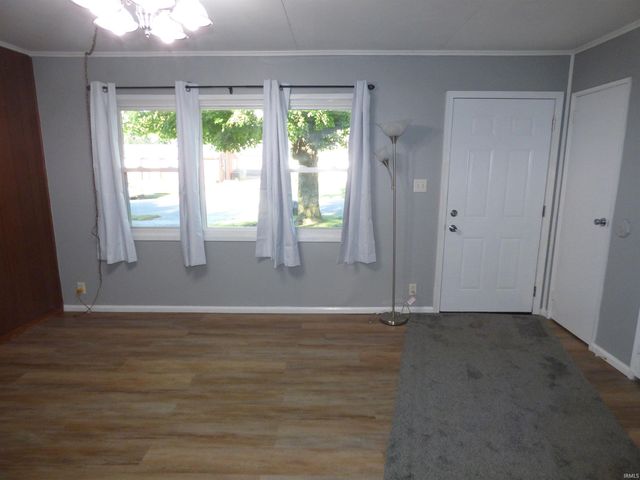 210 Home Avenue, Elkhart, IN 46516