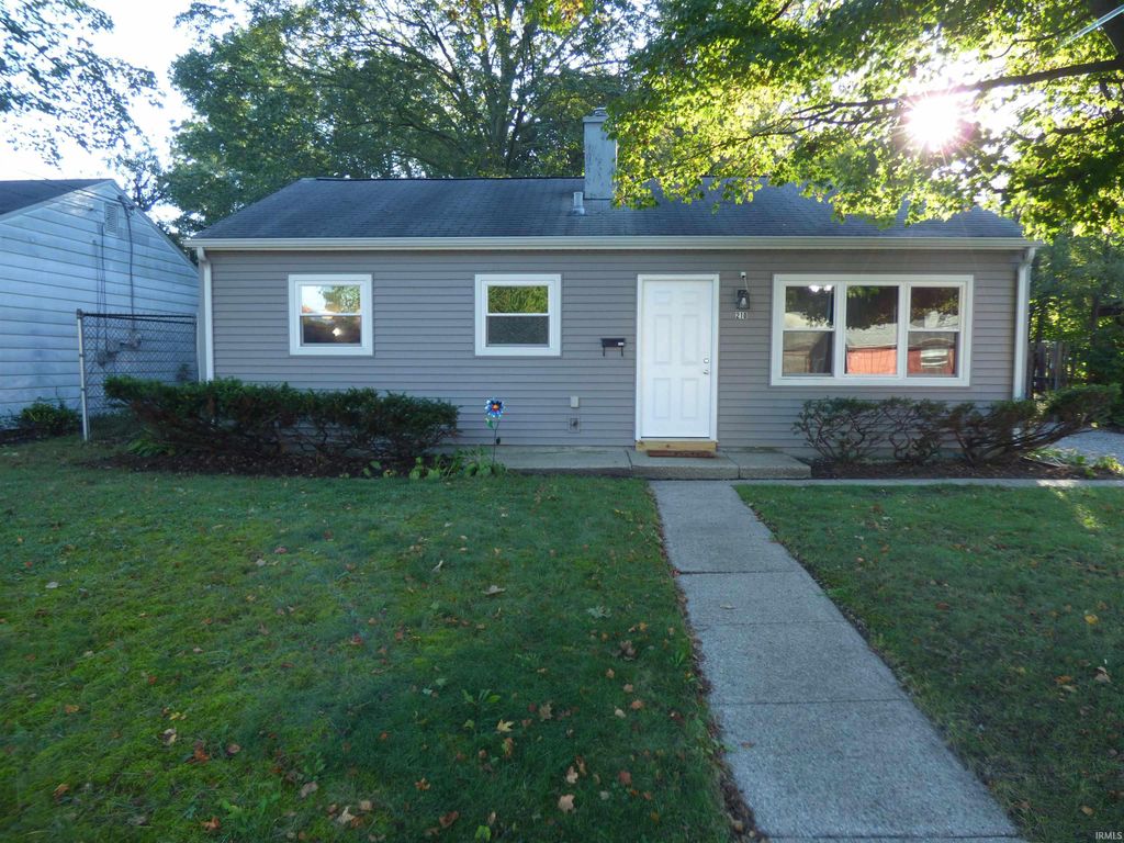 210 Home Avenue, Elkhart, IN 46516