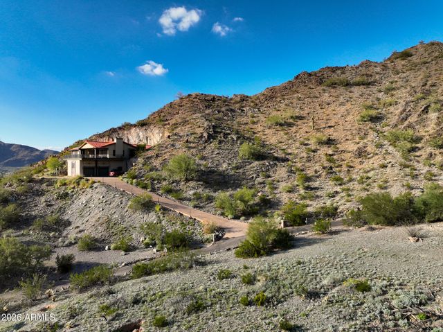 1836 E CINNABAR Avenue '''-''', Phoenix, AZ 85020