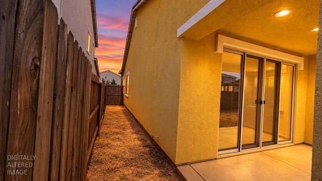 12802 Knightsbrook Ave, Rancho Cordova, CA 95742